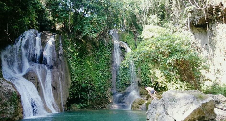 Bohol White House Bed & Breakfast