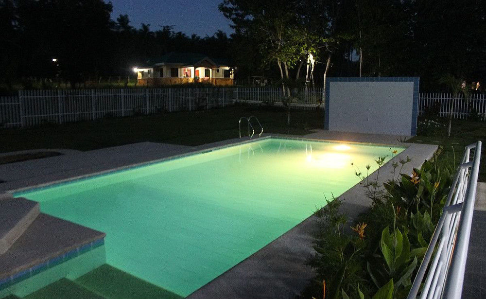 Bed & Breakfast Bohol White House Lila
