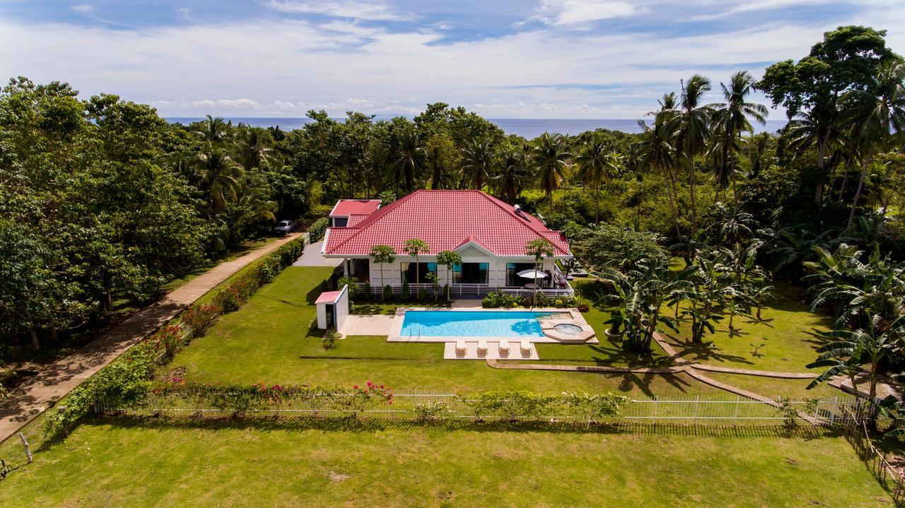 Bohol White House Bed & Breakfast