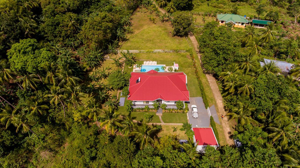 Bohol White House Bed & Breakfast 4*