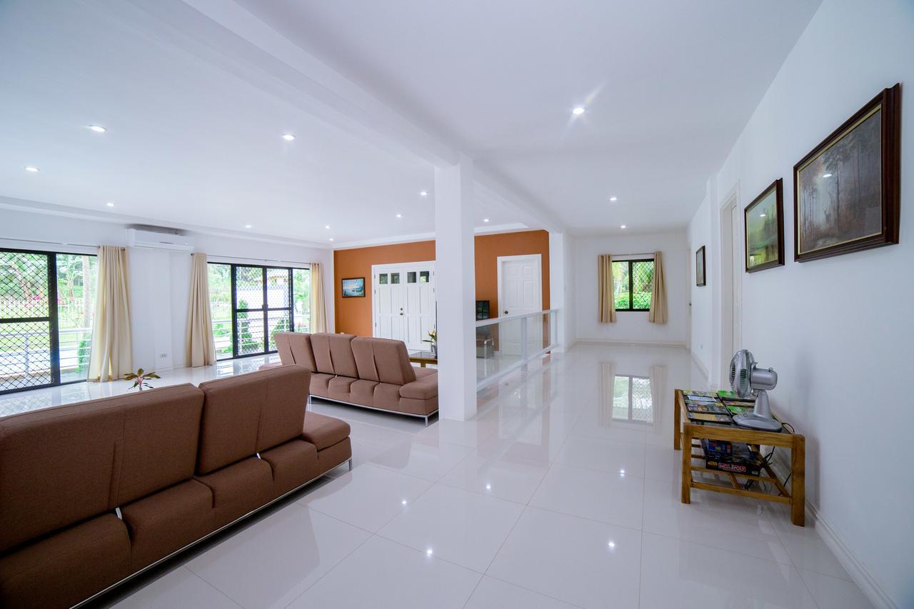 Bohol White House 4* Lila