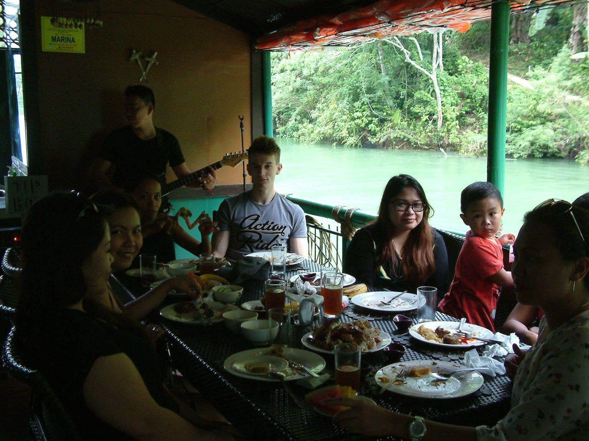 Bohol White House Lila